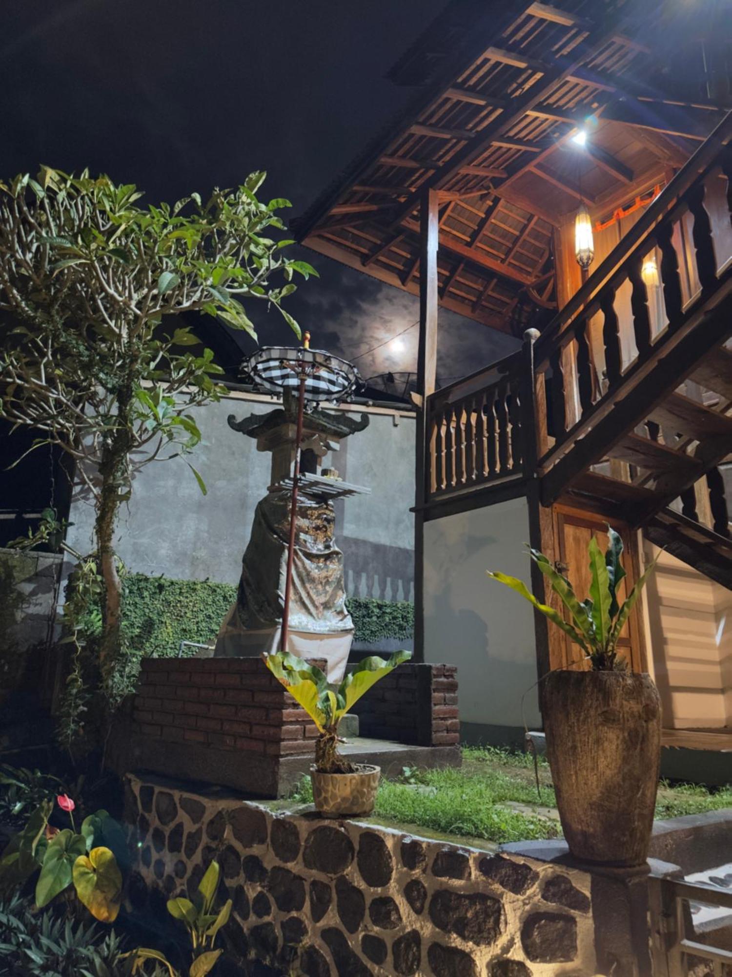 בית הארחה Munduk Tjeraki House מראה חיצוני תמונה