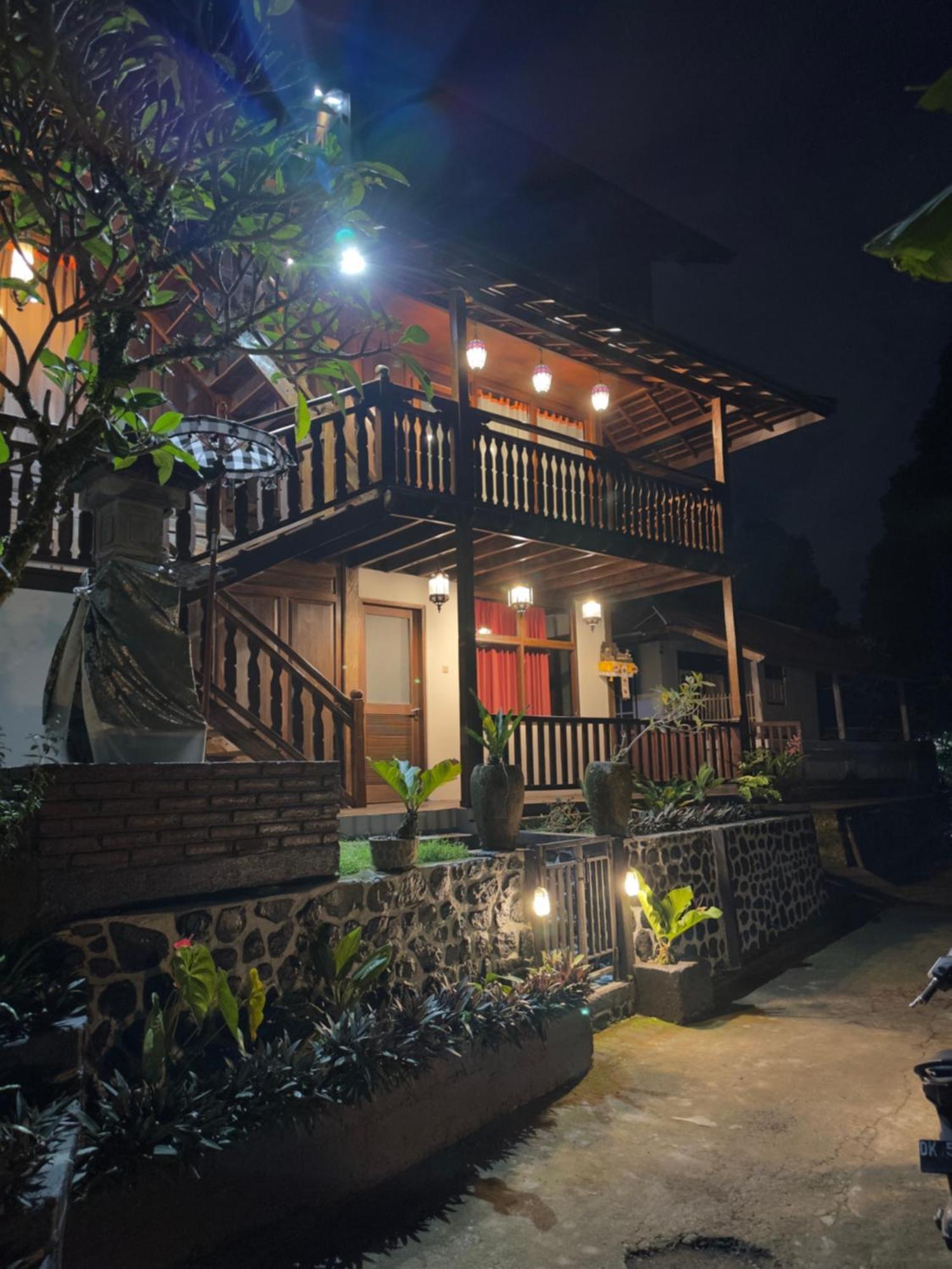 בית הארחה Munduk Tjeraki House מראה חיצוני תמונה