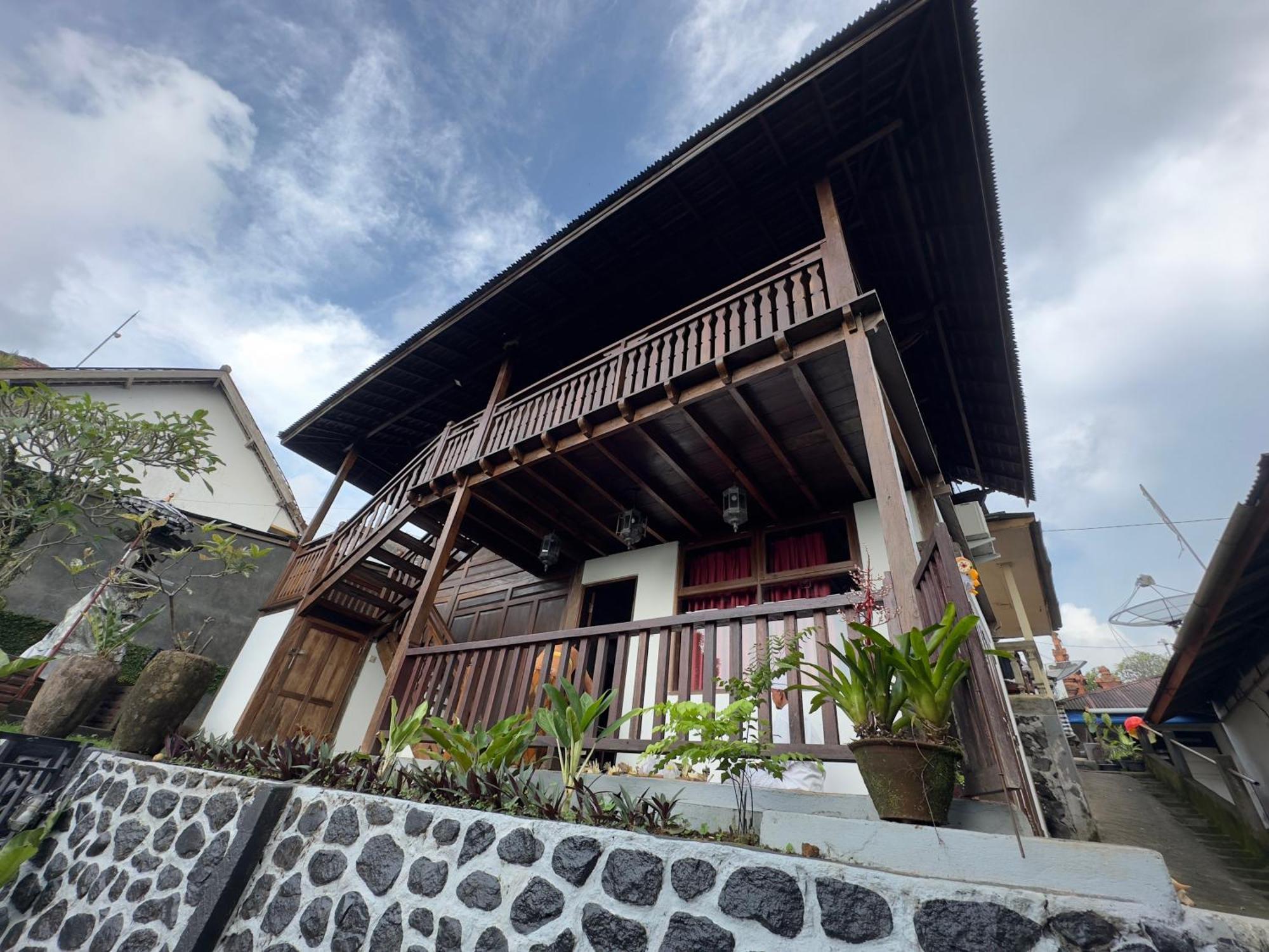 בית הארחה Munduk Tjeraki House מראה חיצוני תמונה