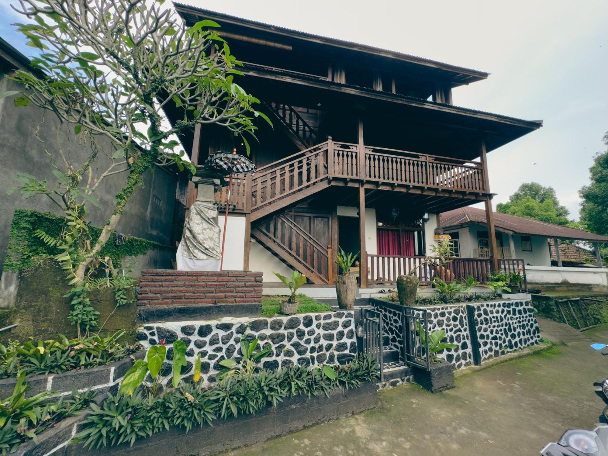 בית הארחה Munduk Tjeraki House מראה חיצוני תמונה